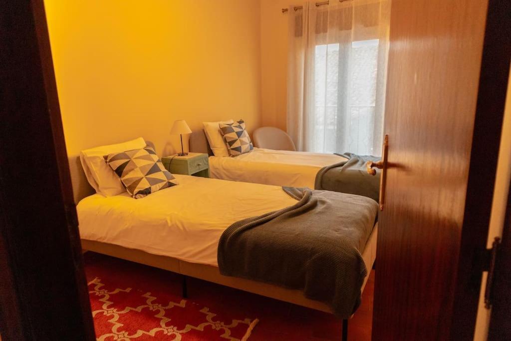 Casa Angulosa Covilhã Esterno foto